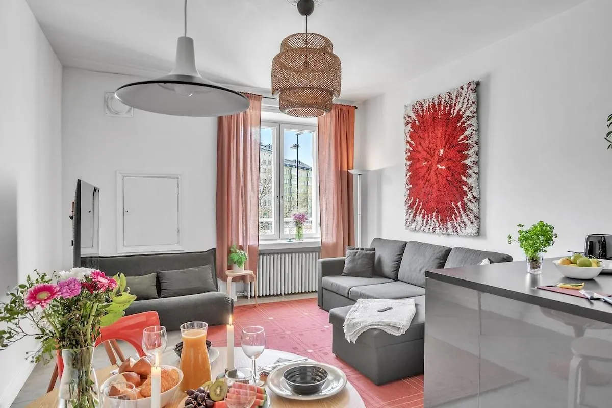 Apartment Red Bauhaus Kamppi Square 35M Tram Bus Wi-Fi